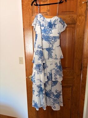 Blue Floral Tiered Maxi Dress - Unknown Brand